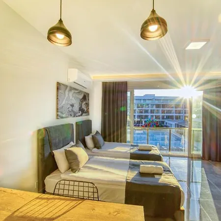 Courtyard Long Iskele