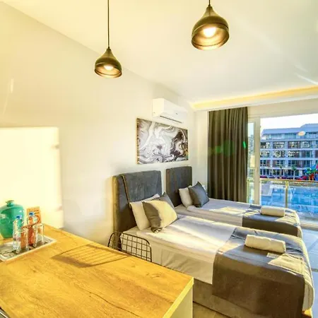 Courtyard Long Iskele Курортный комплекс *