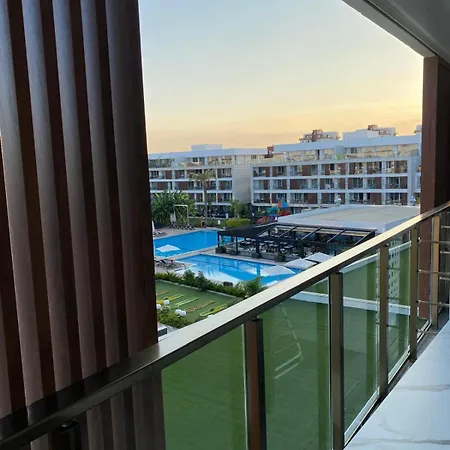 Courtyard Long Iskele Курортный комплекс Iskele District (Northern Cyprus)