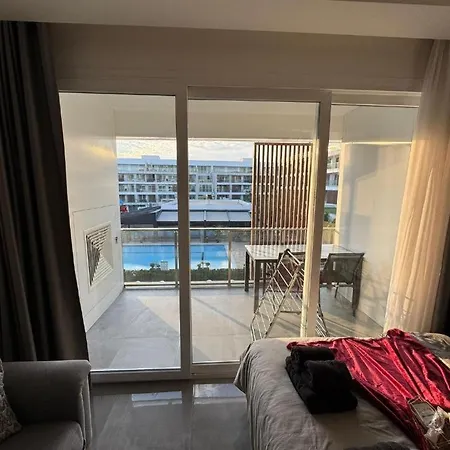 Courtyard Long Iskele リゾート *