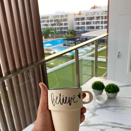 リゾート Courtyard Long Iskele *